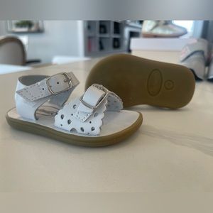 Footmates size 4 white sandal